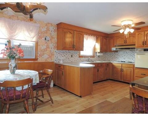 123 Grover St, Everett, MA 02149 photo 8