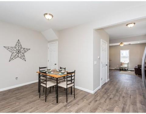 203 E Main St, Chicopee, MA 01020 photo 6