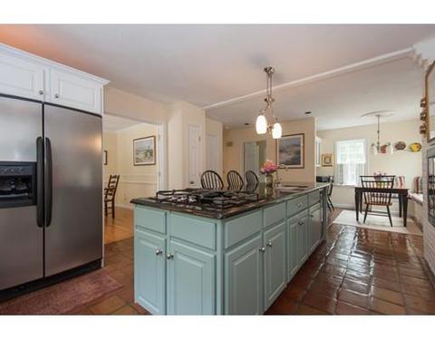 608 Old Post Rd, Barnstable, MA 02635 photo 5