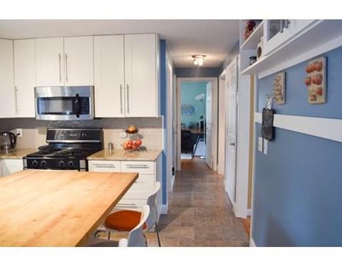21 Cluster Cir, Springfield, MA 01118 photo 11