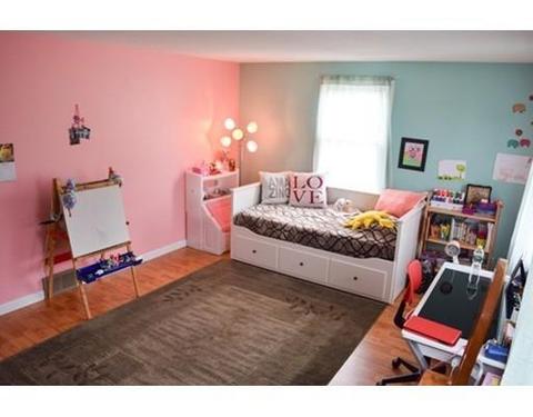 21 Cluster Cir, Springfield, MA 01118 photo 18