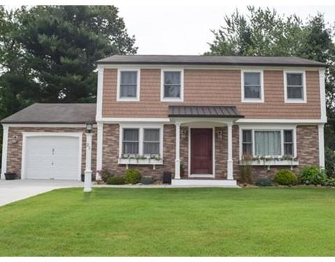 21 Cluster Cir, Springfield, MA 01118 photo 1