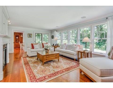 60 Lang St, Concord, MA 01742 photo 4