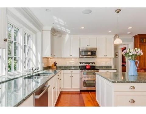 60 Lang St, Concord, MA 01742 photo 6