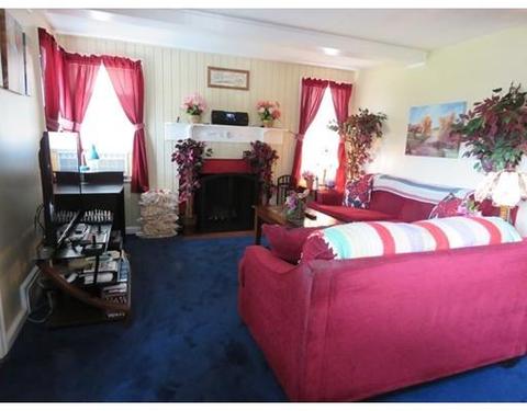 75 Dimmick St, Springfield, MA 01109 photo 3