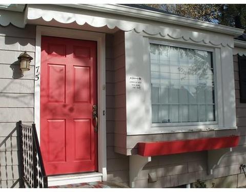 75 Dimmick St, Springfield, MA 01109 photo 2
