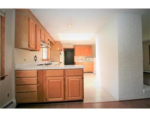9 Amherst St, Danvers, MA 01923 photo 6