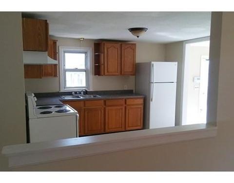 196 Corona St, Springfield, MA 01104 photo 4