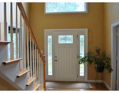 11 Apache Rd, Nashua, NH 03063 photo 3