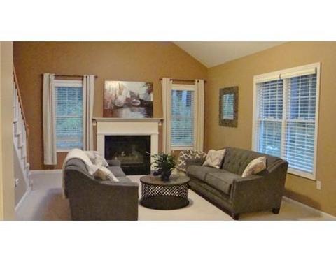 11 Apache Rd, Nashua, NH 03063 photo 9