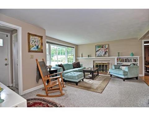 39 Wethersfield Rd, Natick, MA 01760 photo 3
