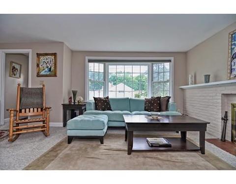 39 Wethersfield Rd, Natick, MA 01760 photo 2