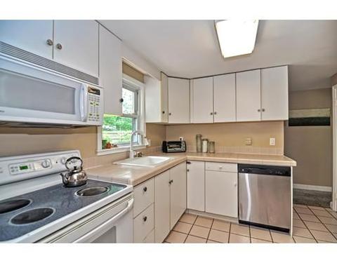 39 Wethersfield Rd, Natick, MA 01760 photo 8