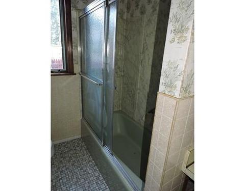50 Mazarin St, Springfield, MA 01151 photo 9