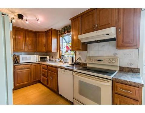 17 Carlstad St, Worcester, MA 01607 photo 10