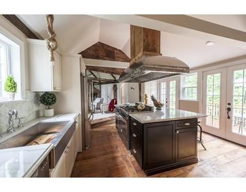 86 Preston Pl, Beverly, MA 01915 photo 9