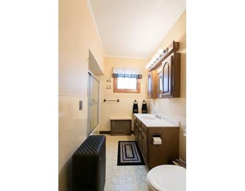 937 Globe St, Fall River, MA 02724 photo 10