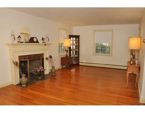 10 Eunice Cir, Wakefield, MA 01880 photo 10