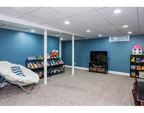 1279 Bradley Rd, Springfield, MA 01118 photo 29