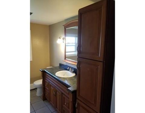 479 Dwelly, Fall River, MA 02724 photo 10