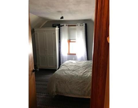 31 Russell St, Springfield, MA 01104 photo 7