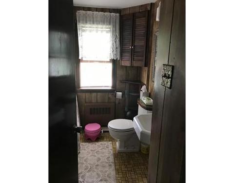31 Russell St, Springfield, MA 01104 photo 9