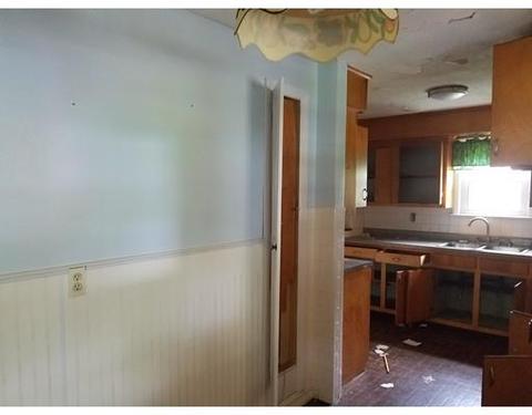 16 Applebee Ave, Webster, MA 01570 photo 7