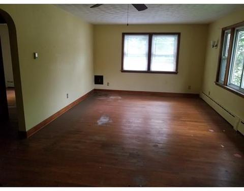16 Applebee Ave, Webster, MA 01570 photo 11