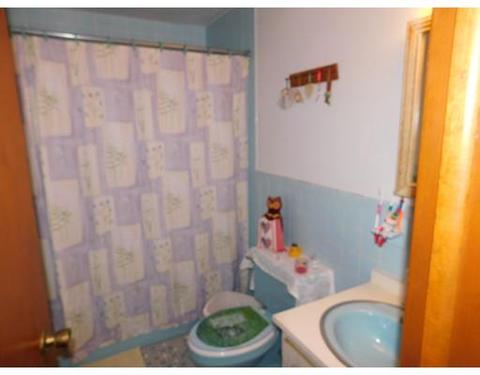 145 Orient St, Worcester, MA 01604 photo 8