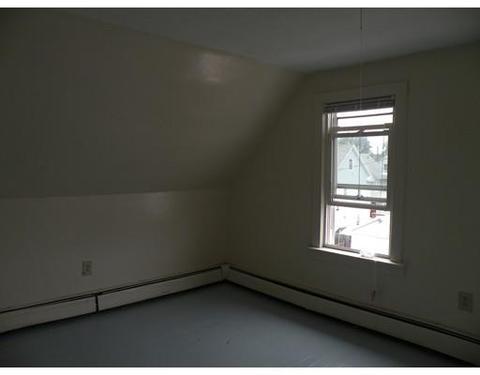 41 Grand St, Springfield, MA 01108 photo 6