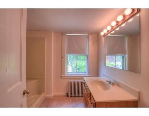 38 High St, Cotuit, MA 02635 photo 7