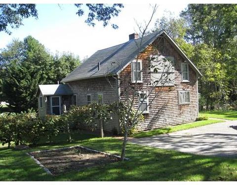 38 High St, Cotuit, MA 02635 photo 2