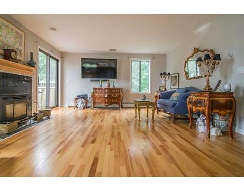 75 Croy Path, Hampstead, NH 03841 photo 2