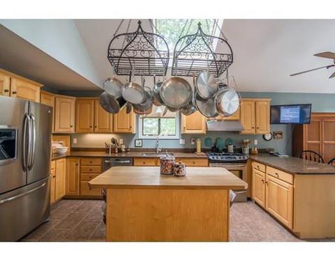 75 Croy Path, Hampstead, NH 03841 photo 7