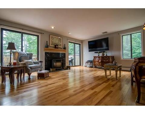 75 Croy Path, Hampstead, NH 03841 photo 5