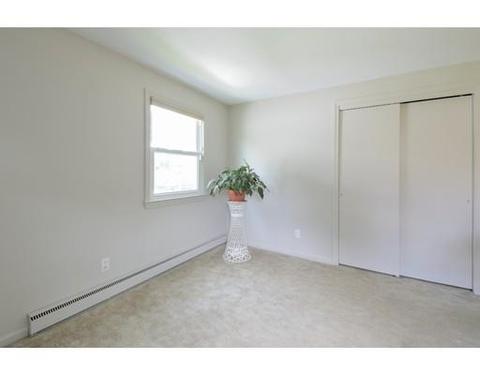 1563 Parker St, Springfield, MA 01129 photo 15