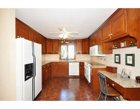 6 Riverview Ave, Maynard, MA 01754 photo 8