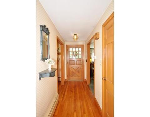 6 Riverview Ave, Maynard, MA 01754 photo 3