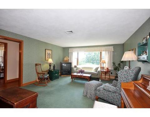 6 Riverview Ave, Maynard, MA 01754 photo 5
