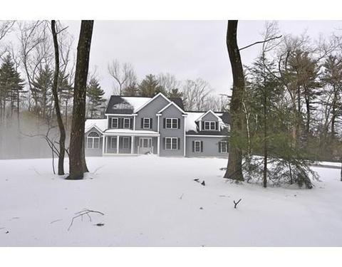 34 Maple St, Dunstable, MA 01827 photo 1