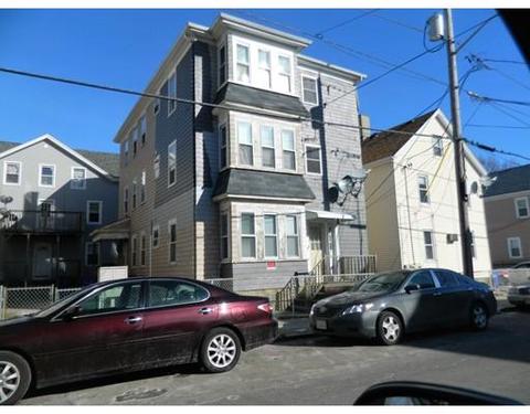 28 Hamlet St, Fall River, MA 02724 photo 1