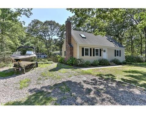40 Pinecrest Ave, Mashpee, MA 02649 photo 2