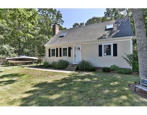 40 Pinecrest Ave, Mashpee, MA 02649 photo 1