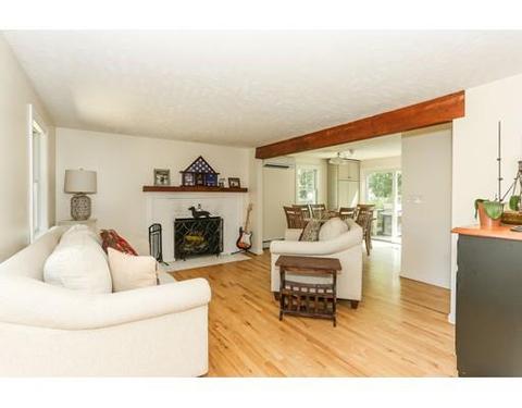 40 Pinecrest Ave, Mashpee, MA 02649 photo 4