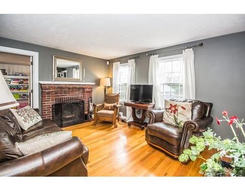 52 Burncoat Ter, Worcester, MA 01605 photo 4