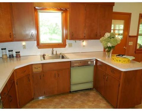 62 Torrey St, Easthampton, MA 01027 photo 10