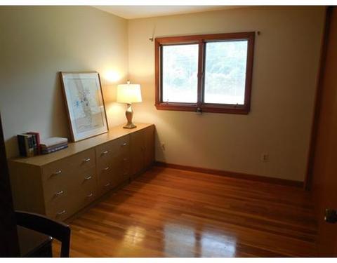 62 Torrey St, Easthampton, MA 01027 photo 19