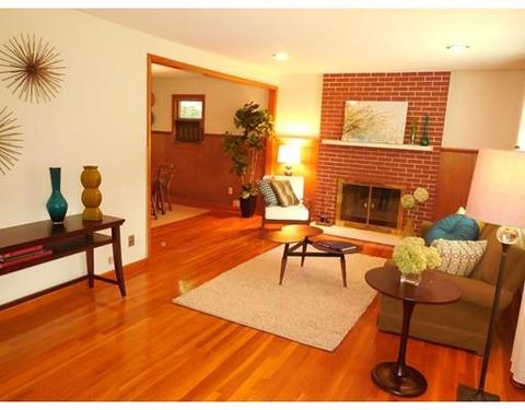 62 Torrey St, Easthampton, MA 01027 photo 3