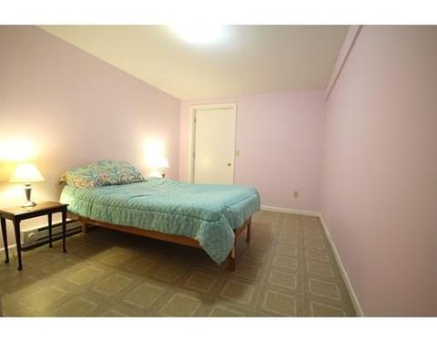 89 Hyde Ave, Springfield, MA 01107 photo 12