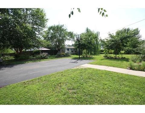 89 Hyde Ave, Springfield, MA 01107 photo 18